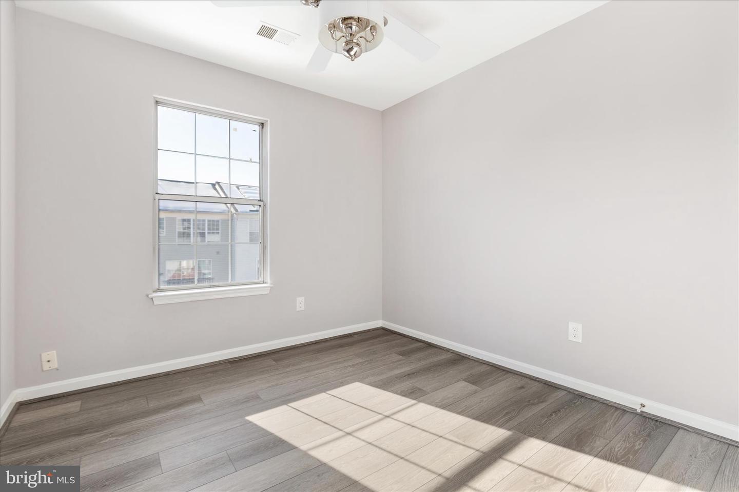 2792 BRIER POND CIR, WOODBRIDGE, Virginia 22191, 3 Bedrooms Bedrooms, ,2 BathroomsBathrooms,Residential,For sale,2792 BRIER POND CIR,VAPW2111810 MLS # VAPW2111810