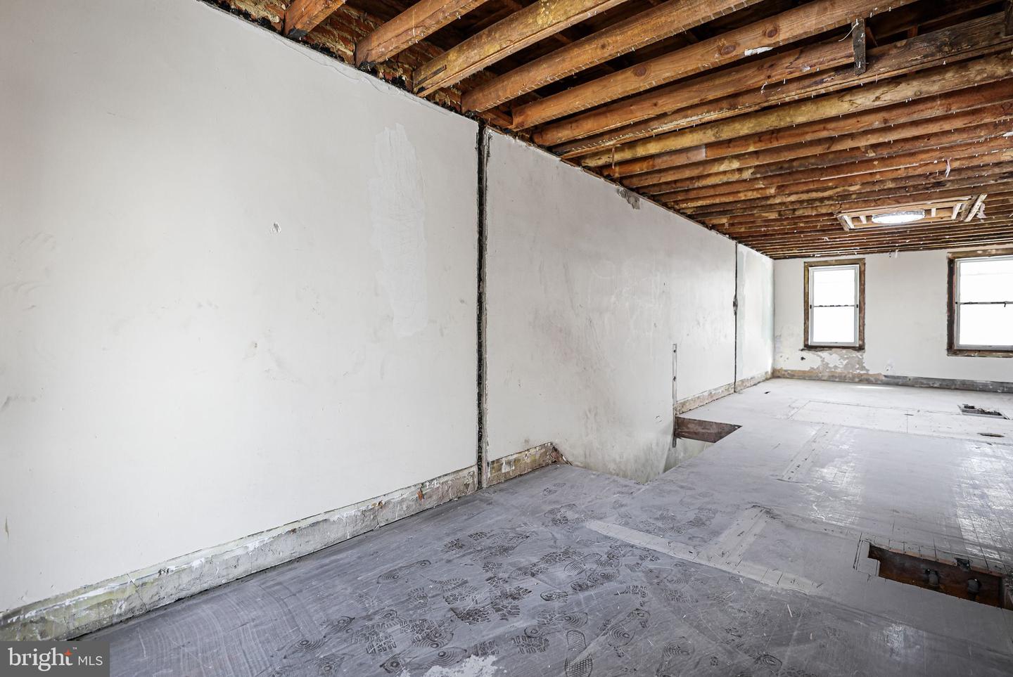 2114 4TH ST NE, WASHINGTON, District Of Columbia 20002, 3 Bedrooms Bedrooms, ,1 BathroomBathrooms,Residential,For sale,2114 4TH ST NE,DCDC2244562 MLS # DCDC2244562