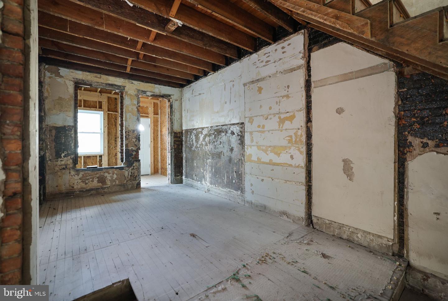 2114 4TH ST NE, WASHINGTON, District Of Columbia 20002, 3 Bedrooms Bedrooms, ,1 BathroomBathrooms,Residential,For sale,2114 4TH ST NE,DCDC2244562 MLS # DCDC2244562