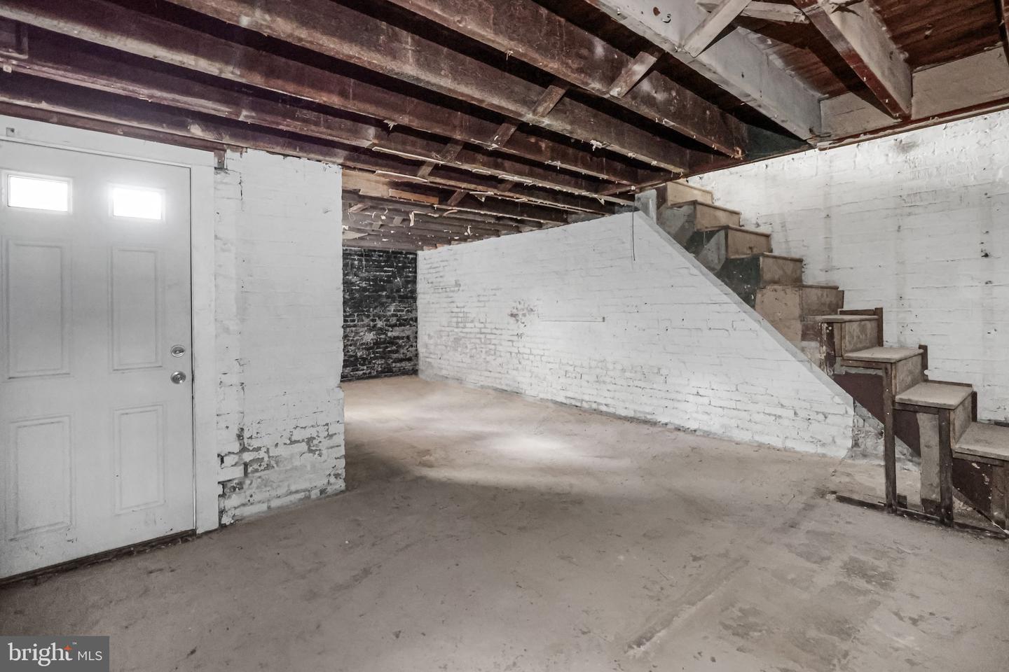 2114 4TH ST NE, WASHINGTON, District Of Columbia 20002, 3 Bedrooms Bedrooms, ,1 BathroomBathrooms,Residential,For sale,2114 4TH ST NE,DCDC2244562 MLS # DCDC2244562