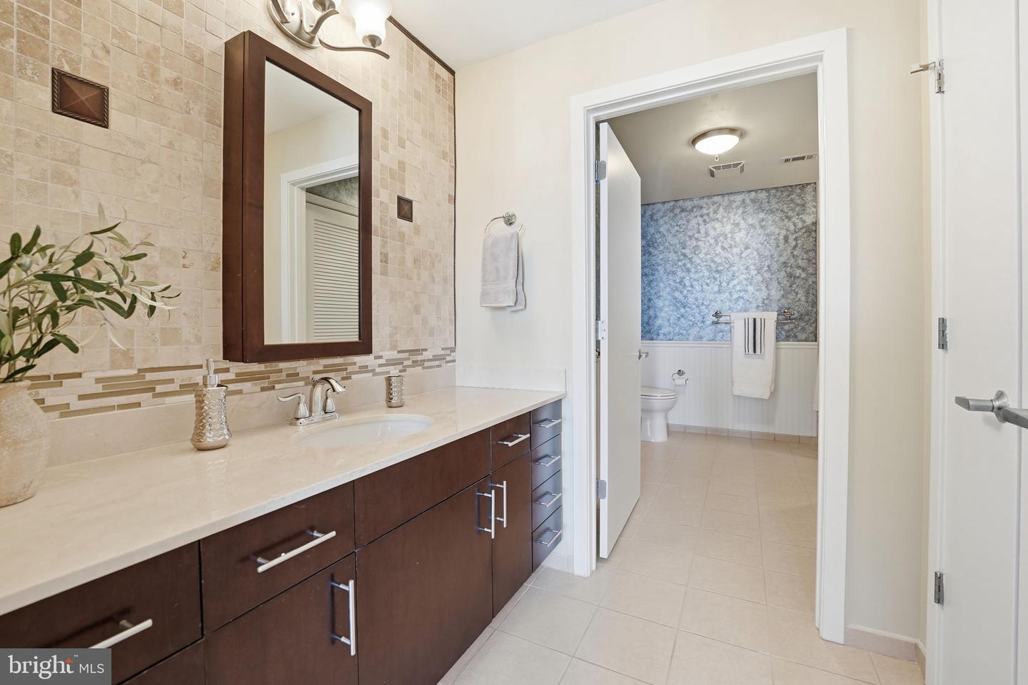 910 M ST NW #516, WASHINGTON, District Of Columbia 20001, 1 Bedroom Bedrooms, ,2 BathroomsBathrooms,Residential,For sale,910 M ST NW #516,DCDC2244772 MLS # DCDC2244772