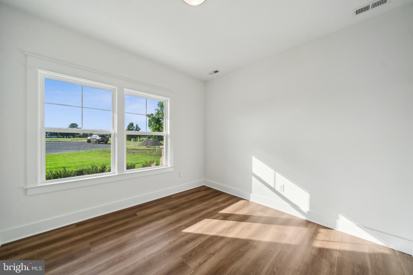 114 LOGAN WAY, TAPPAHANNOCK, Virginia 22560, 3 Bedrooms Bedrooms, 7 Rooms Rooms,2 BathroomsBathrooms,Residential,For sale,114 LOGAN WAY,VAES2002112 MLS # VAES2002112