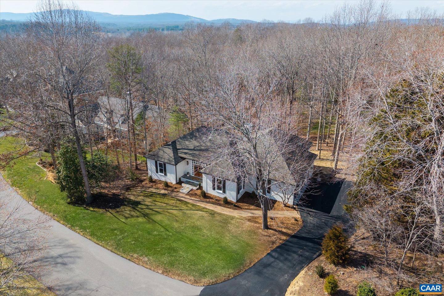 3280 MELROSE LN, KESWICK, Virginia 22947, 5 Bedrooms Bedrooms, ,3 BathroomsBathrooms,Residential,For sale,3280 MELROSE LN,673047 MLS # 673047