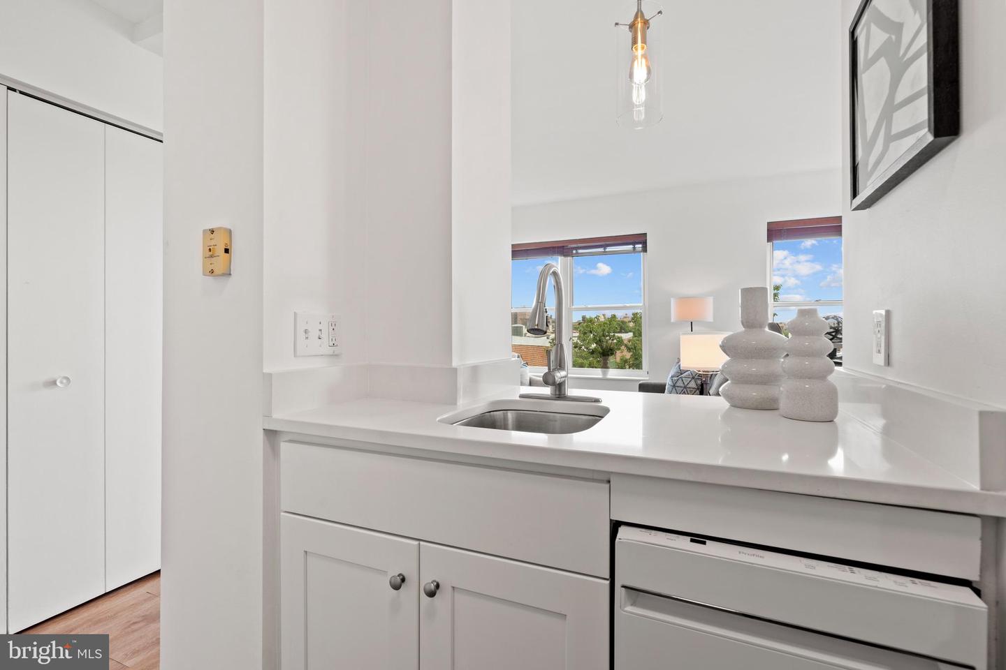 1736 WILLARD ST NW #506, WASHINGTON, District Of Columbia 20009, ,1 BathroomBathrooms,Residential,For sale,1736 WILLARD ST NW #506,DCDC2215764 MLS # DCDC2215764