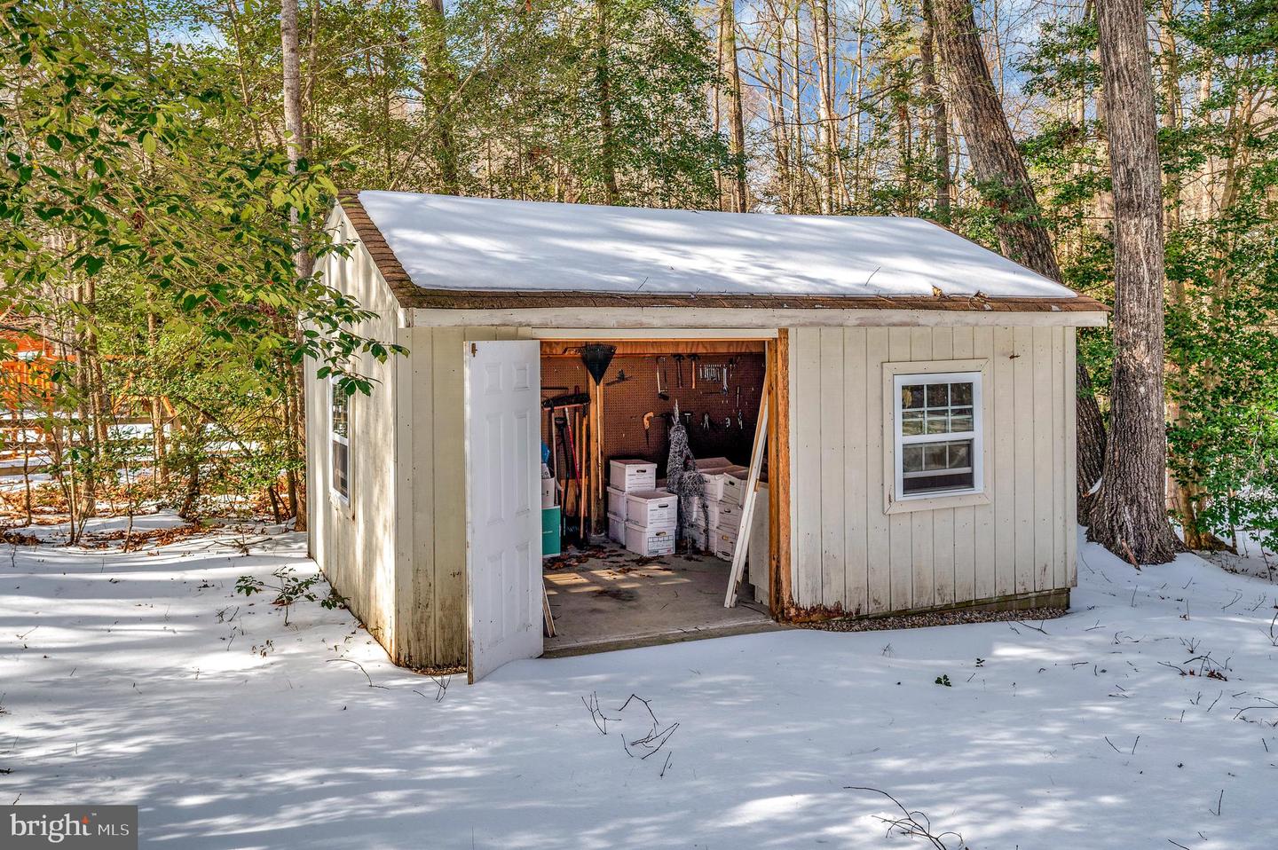 715 SAWDUST DR, MANAKIN SABOT, Virginia 23103, 4 Bedrooms Bedrooms, 14 Rooms Rooms,2 BathroomsBathrooms,Residential,For sale,715 SAWDUST DR,VAGO2000412 MLS # VAGO2000412