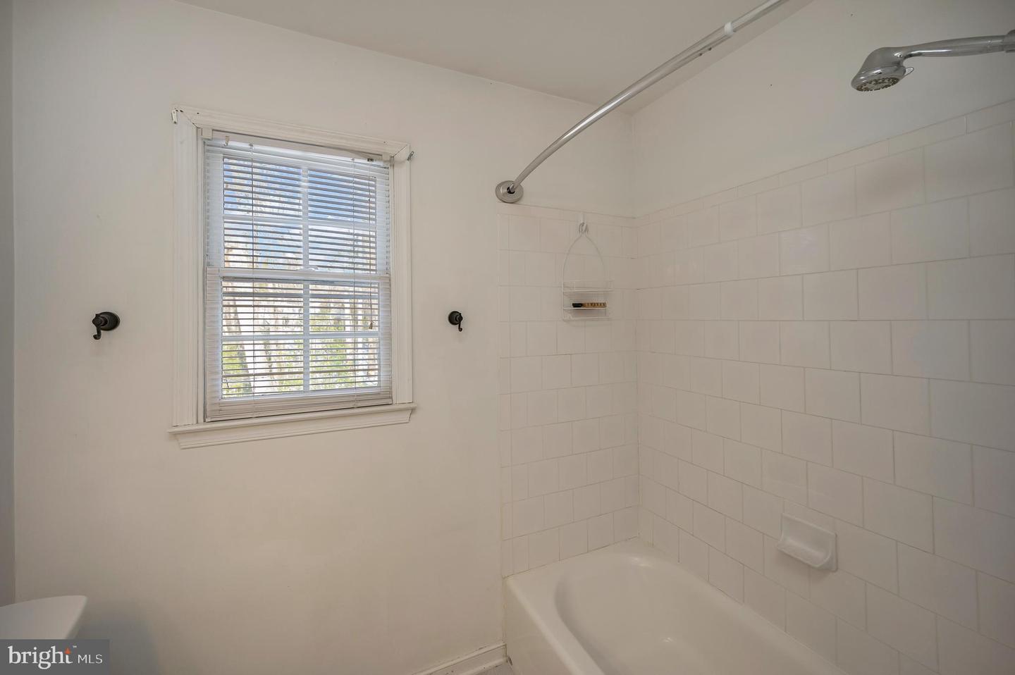 715 SAWDUST DR, MANAKIN SABOT, Virginia 23103, 4 Bedrooms Bedrooms, 14 Rooms Rooms,2 BathroomsBathrooms,Residential,For sale,715 SAWDUST DR,VAGO2000412 MLS # VAGO2000412