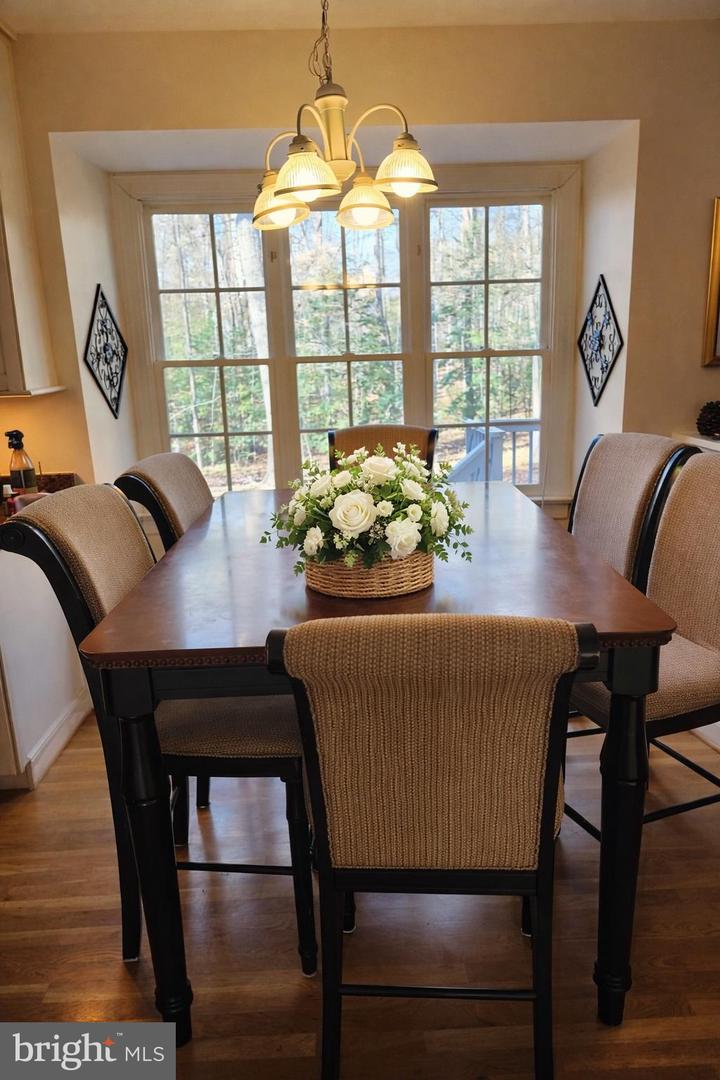 715 SAWDUST DR, MANAKIN SABOT, Virginia 23103, 4 Bedrooms Bedrooms, 14 Rooms Rooms,2 BathroomsBathrooms,Residential,For sale,715 SAWDUST DR,VAGO2000412 MLS # VAGO2000412