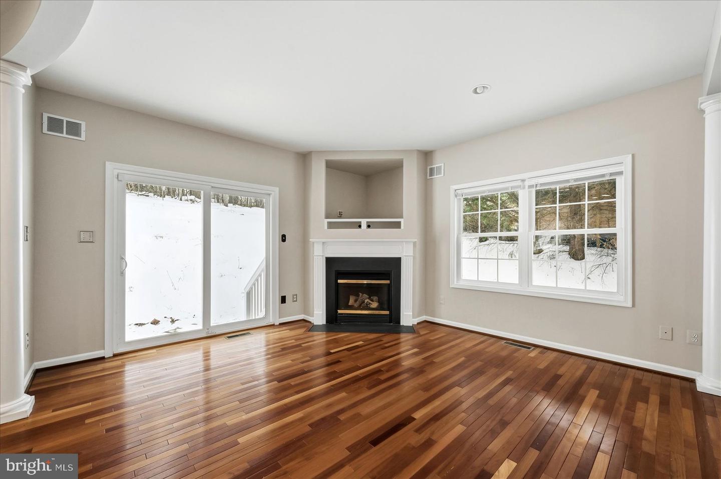 109 WATERSIDE LN, CROSS JUNCTION, Virginia 22625, 3 Bedrooms Bedrooms, ,3 BathroomsBathrooms,Residential,For sale,109 WATERSIDE LN,VAFV2039256 MLS # VAFV2039256