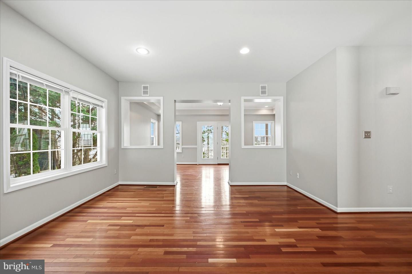 109 WATERSIDE LN, CROSS JUNCTION, Virginia 22625, 3 Bedrooms Bedrooms, ,3 BathroomsBathrooms,Residential,For sale,109 WATERSIDE LN,VAFV2039256 MLS # VAFV2039256