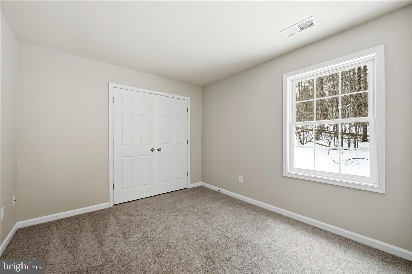 109 WATERSIDE LN, CROSS JUNCTION, Virginia 22625, 3 Bedrooms Bedrooms, ,3 BathroomsBathrooms,Residential,For sale,109 WATERSIDE LN,VAFV2039256 MLS # VAFV2039256