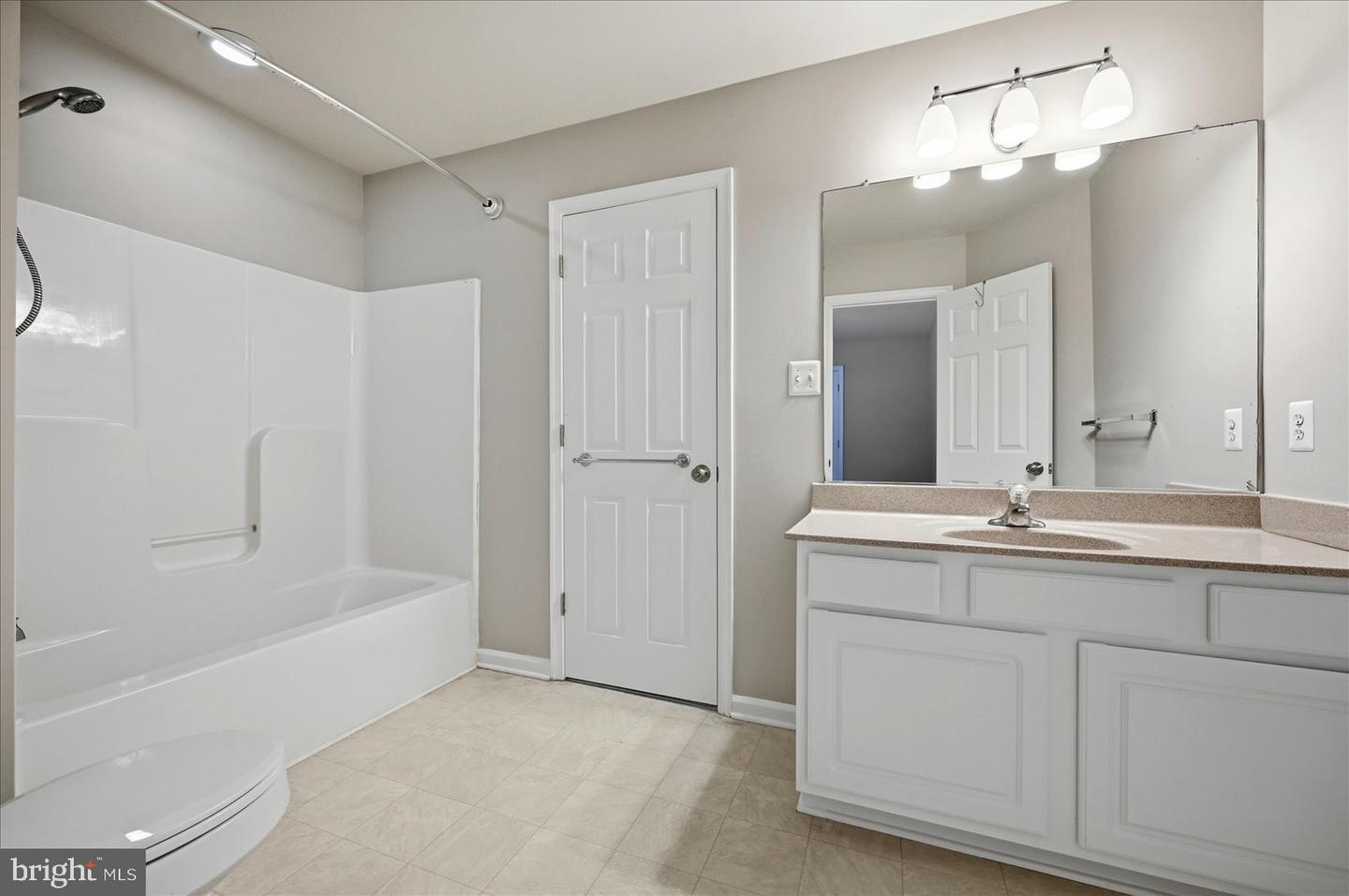 109 WATERSIDE LN, CROSS JUNCTION, Virginia 22625, 3 Bedrooms Bedrooms, ,3 BathroomsBathrooms,Residential,For sale,109 WATERSIDE LN,VAFV2039256 MLS # VAFV2039256