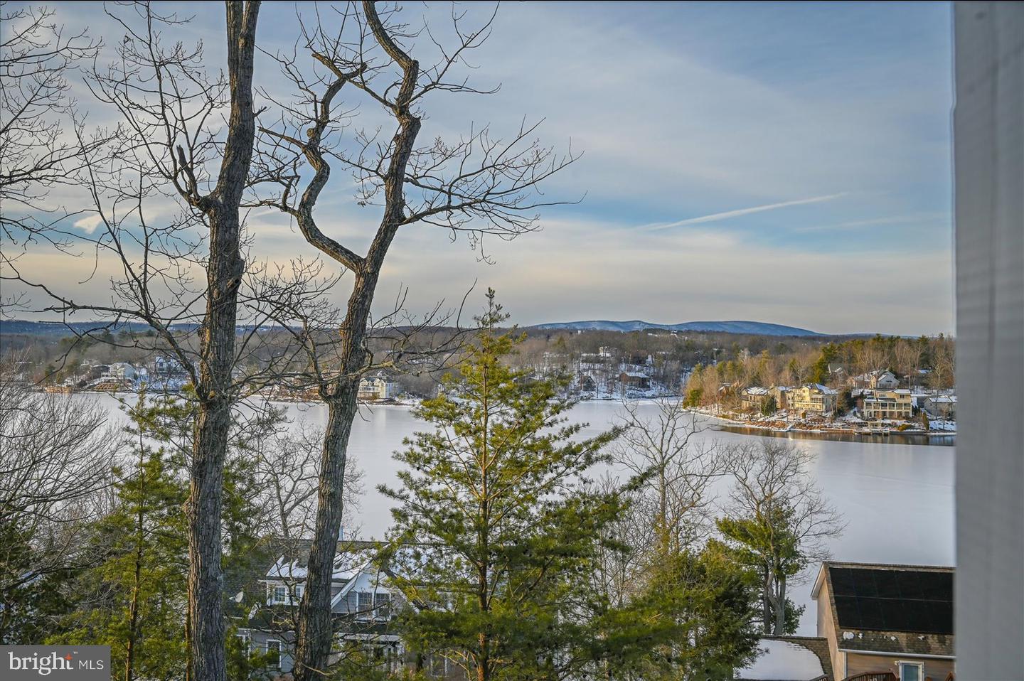 109 WATERSIDE LN, CROSS JUNCTION, Virginia 22625, 3 Bedrooms Bedrooms, ,3 BathroomsBathrooms,Residential,For sale,109 WATERSIDE LN,VAFV2039256 MLS # VAFV2039256