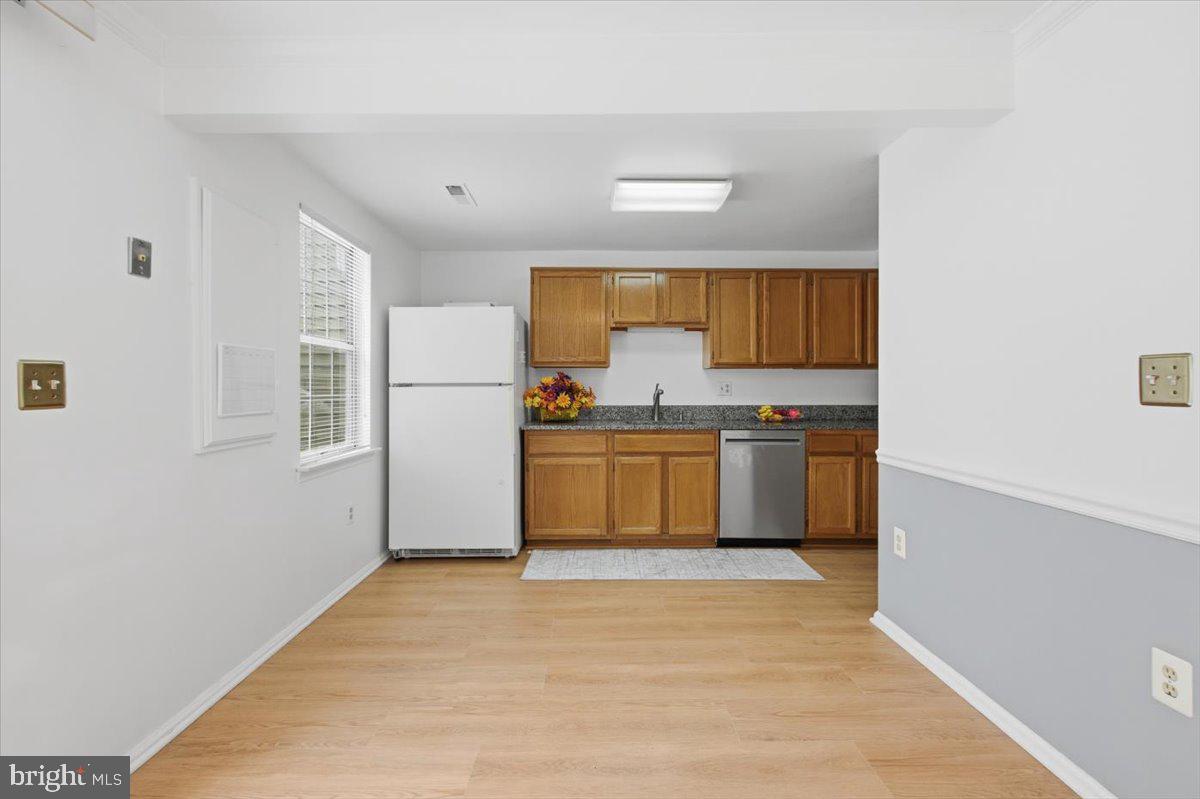 47 QUINCY CT, STERLING, Virginia 20165, 3 Bedrooms Bedrooms, ,1 BathroomBathrooms,Residential,For sale,47 QUINCY CT,VALO2115028 MLS # VALO2115028