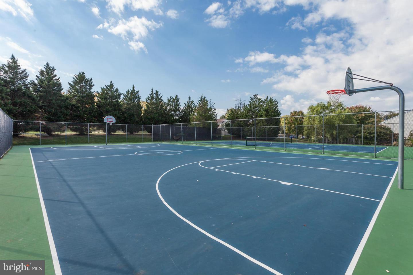 47 QUINCY CT, STERLING, Virginia 20165, 3 Bedrooms Bedrooms, ,1 BathroomBathrooms,Residential,For sale,47 QUINCY CT,VALO2115028 MLS # VALO2115028