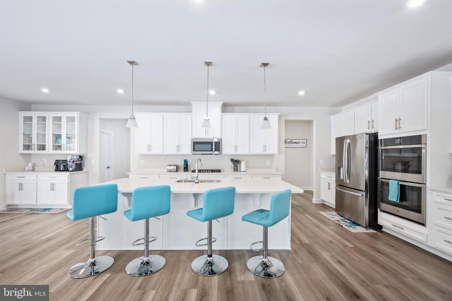 112 LAKE BLUFF COURT, FREDERICKSBURG, Virginia 22406, 5 Bedrooms Bedrooms, 20 Rooms Rooms,5 BathroomsBathrooms,Residential,For sale,112 LAKE BLUFF COURT,VAST2045642 MLS # VAST2045642