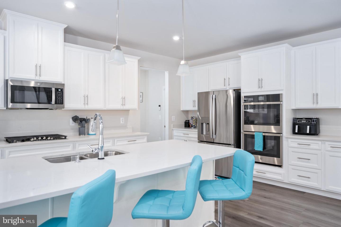 112 LAKE BLUFF COURT, FREDERICKSBURG, Virginia 22406, 5 Bedrooms Bedrooms, 20 Rooms Rooms,5 BathroomsBathrooms,Residential,For sale,112 LAKE BLUFF COURT,VAST2045642 MLS # VAST2045642