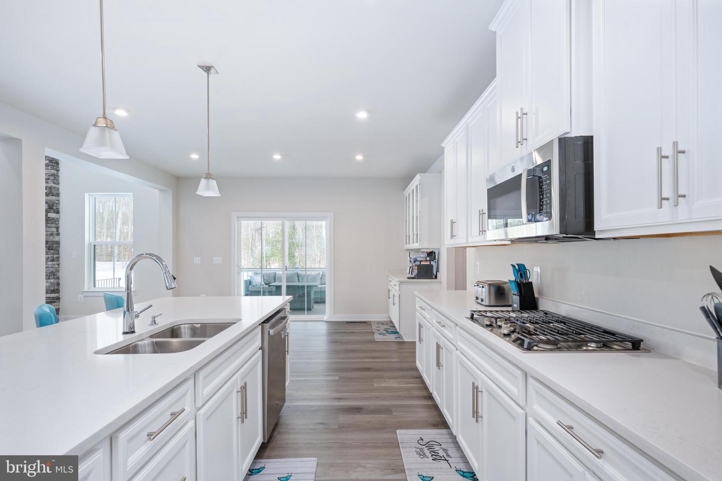 112 LAKE BLUFF COURT, FREDERICKSBURG, Virginia 22406, 5 Bedrooms Bedrooms, 20 Rooms Rooms,5 BathroomsBathrooms,Residential,For sale,112 LAKE BLUFF COURT,VAST2045642 MLS # VAST2045642