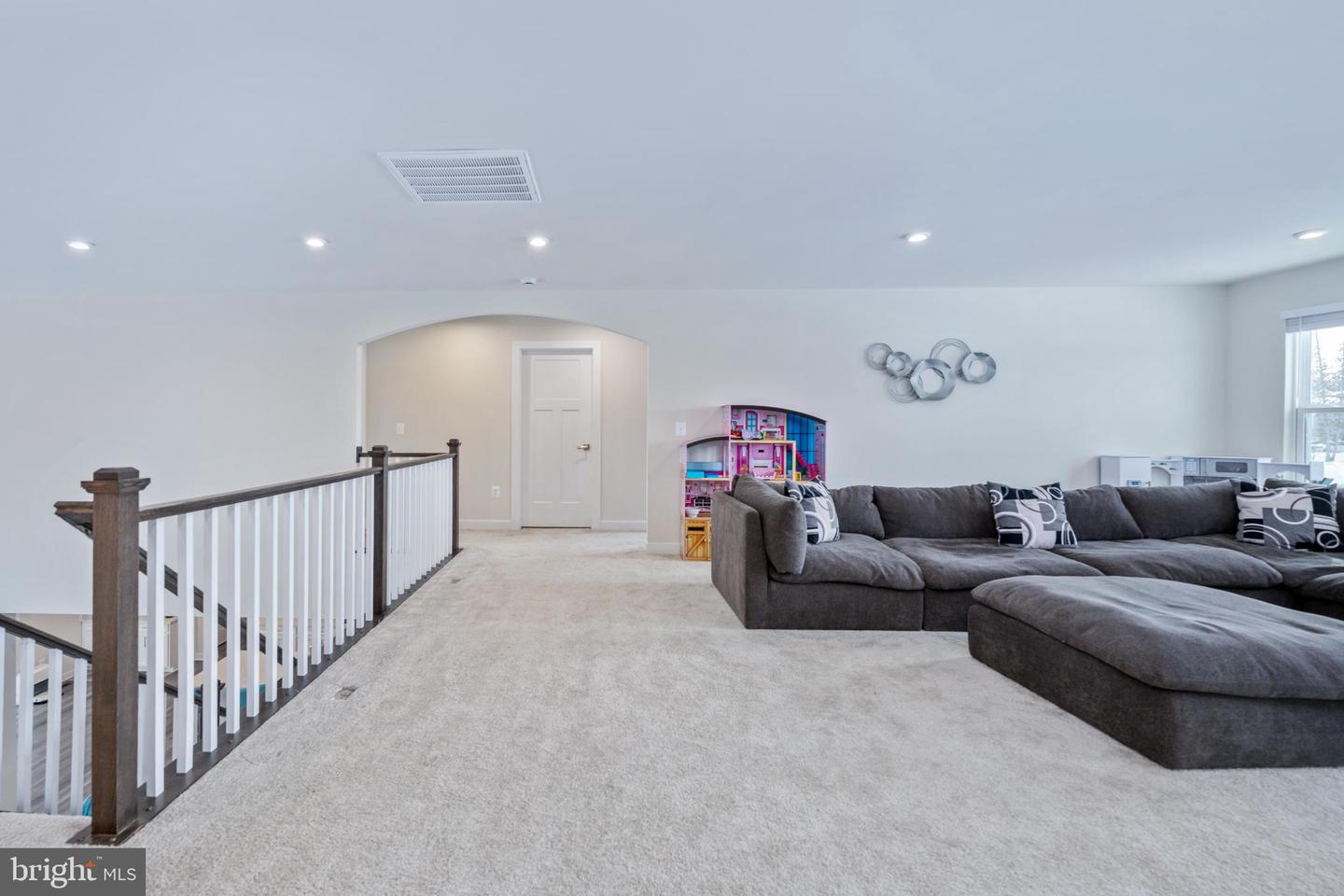 112 LAKE BLUFF COURT, FREDERICKSBURG, Virginia 22406, 5 Bedrooms Bedrooms, 20 Rooms Rooms,5 BathroomsBathrooms,Residential,For sale,112 LAKE BLUFF COURT,VAST2045642 MLS # VAST2045642