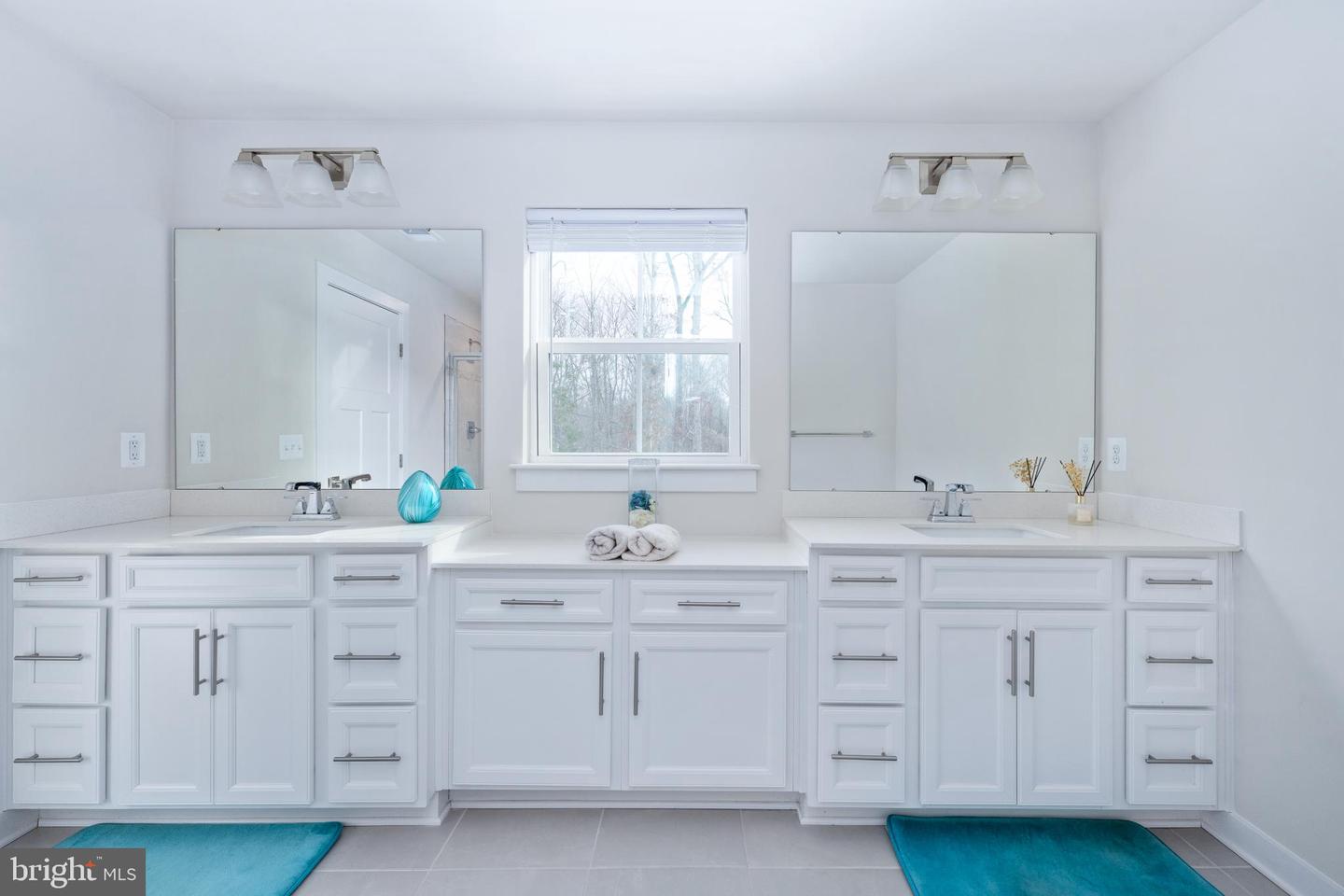 112 LAKE BLUFF COURT, FREDERICKSBURG, Virginia 22406, 5 Bedrooms Bedrooms, 20 Rooms Rooms,5 BathroomsBathrooms,Residential,For sale,112 LAKE BLUFF COURT,VAST2045642 MLS # VAST2045642