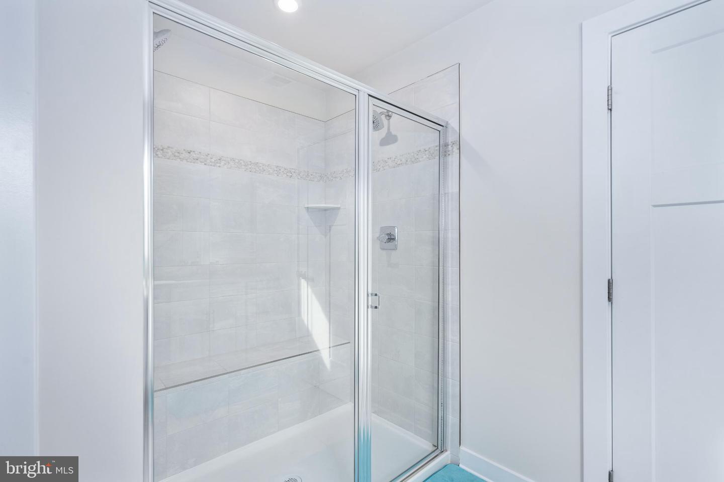 112 LAKE BLUFF COURT, FREDERICKSBURG, Virginia 22406, 5 Bedrooms Bedrooms, 20 Rooms Rooms,5 BathroomsBathrooms,Residential,For sale,112 LAKE BLUFF COURT,VAST2045642 MLS # VAST2045642