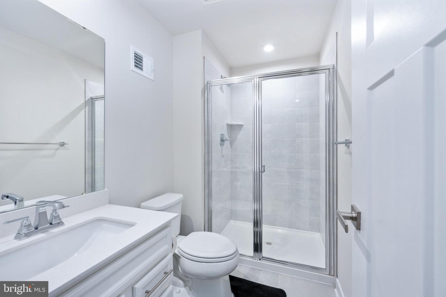 112 LAKE BLUFF COURT, FREDERICKSBURG, Virginia 22406, 5 Bedrooms Bedrooms, 20 Rooms Rooms,5 BathroomsBathrooms,Residential,For sale,112 LAKE BLUFF COURT,VAST2045642 MLS # VAST2045642