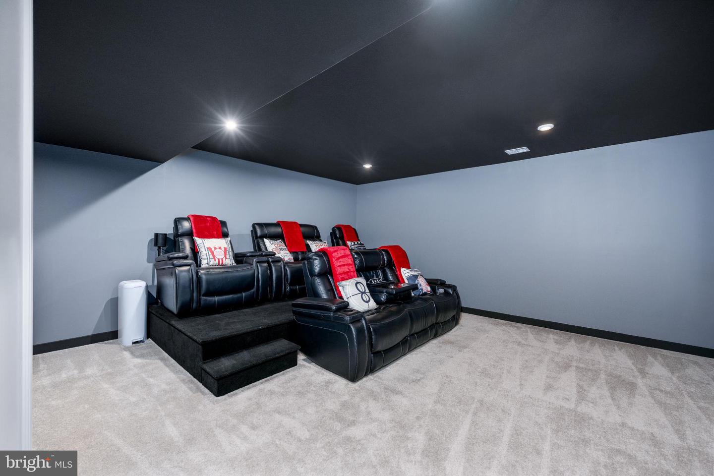 112 LAKE BLUFF COURT, FREDERICKSBURG, Virginia 22406, 5 Bedrooms Bedrooms, 20 Rooms Rooms,5 BathroomsBathrooms,Residential,For sale,112 LAKE BLUFF COURT,VAST2045642 MLS # VAST2045642