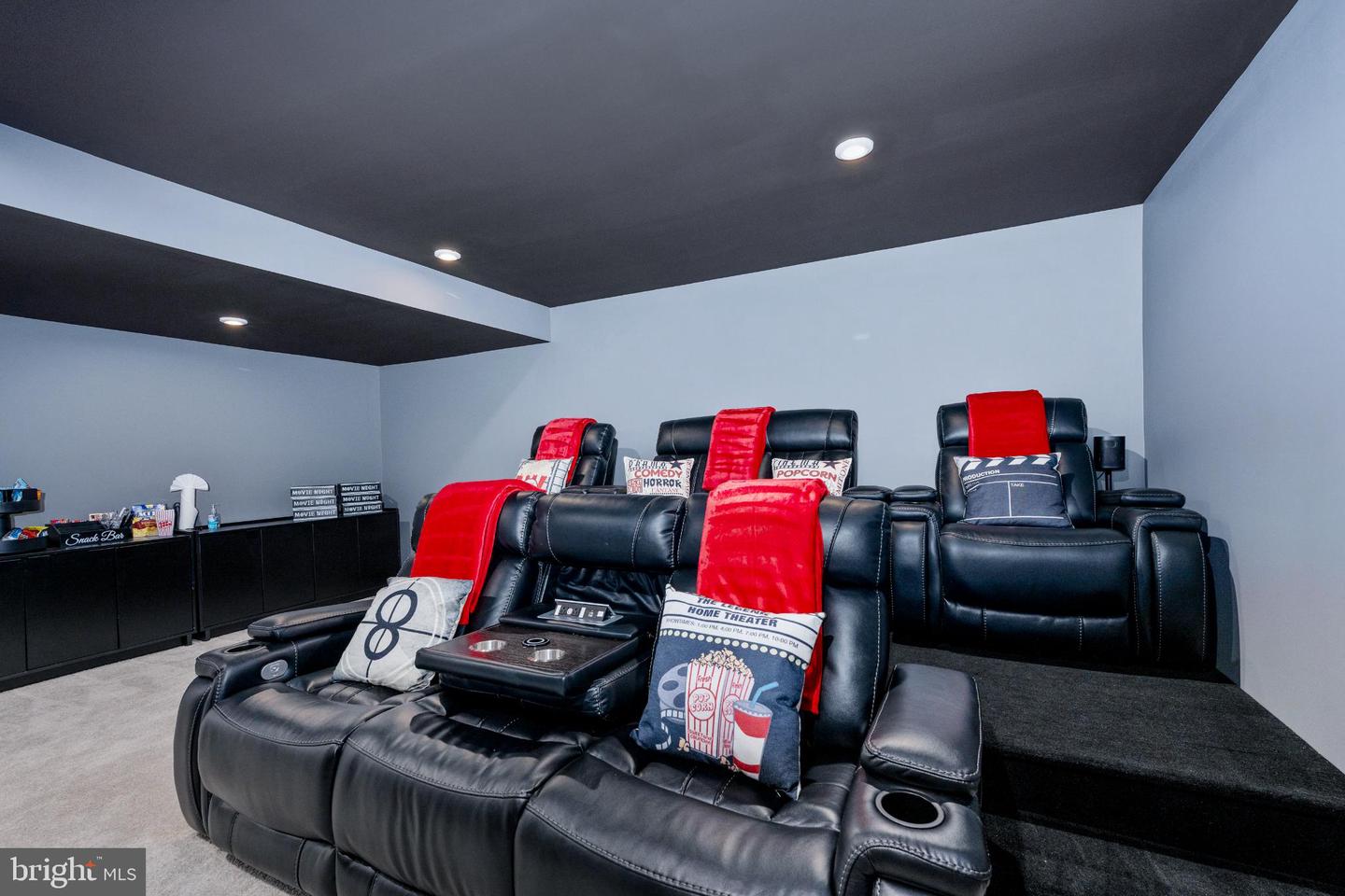 112 LAKE BLUFF COURT, FREDERICKSBURG, Virginia 22406, 5 Bedrooms Bedrooms, 20 Rooms Rooms,5 BathroomsBathrooms,Residential,For sale,112 LAKE BLUFF COURT,VAST2045642 MLS # VAST2045642