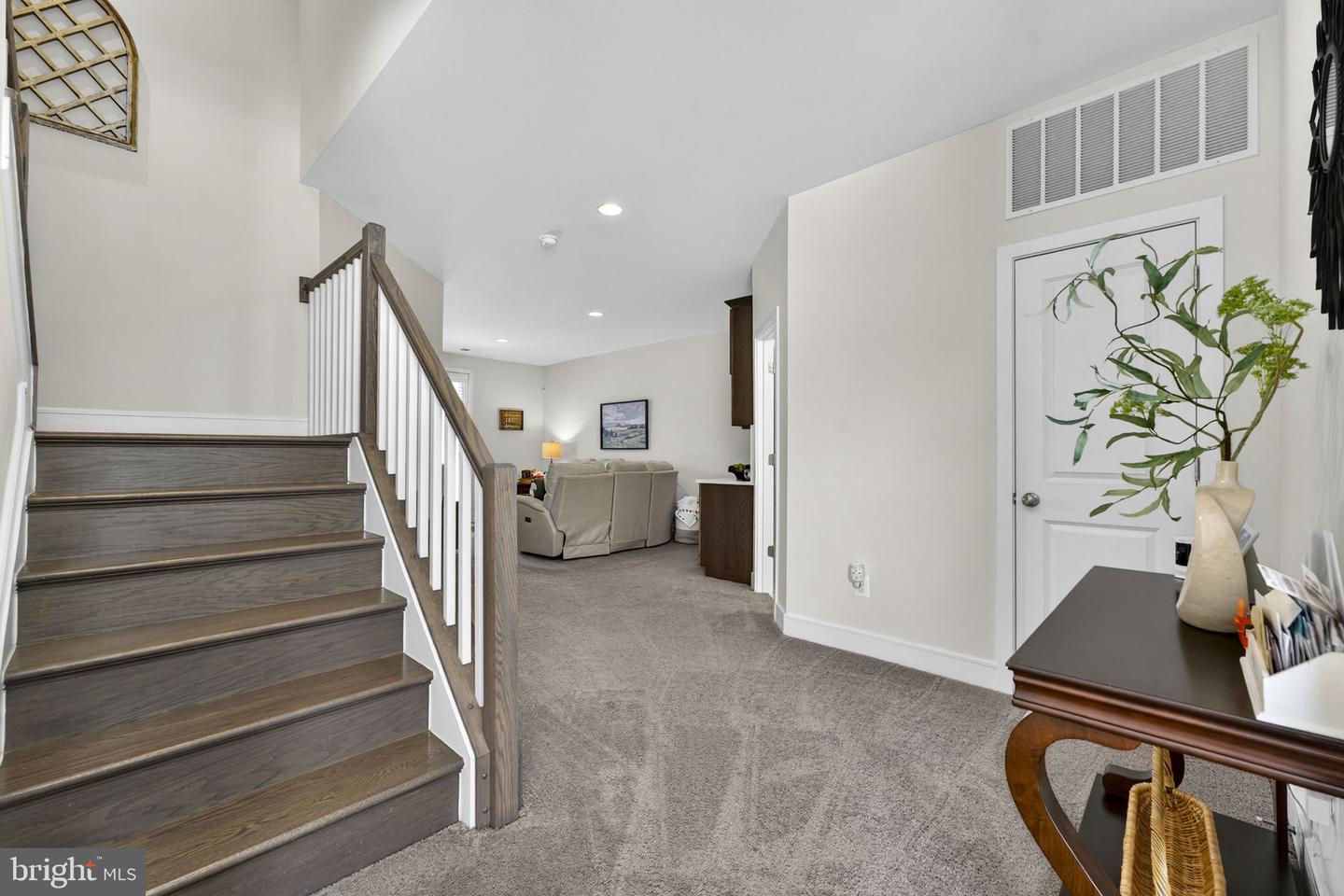 23043 SULLIVANS COVE SQ, BRAMBLETON, Virginia 20148, 4 Bedrooms Bedrooms, ,3 BathroomsBathrooms,Residential,For sale,23043 SULLIVANS COVE SQ,VALO2115124 MLS # VALO2115124