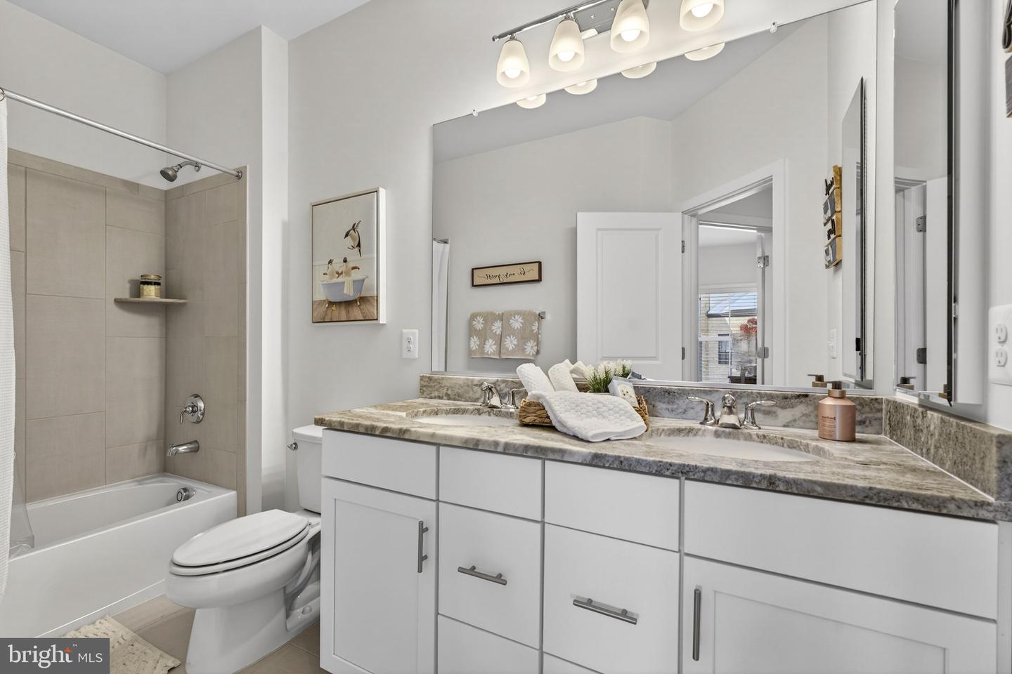 23043 SULLIVANS COVE SQ, BRAMBLETON, Virginia 20148, 4 Bedrooms Bedrooms, ,3 BathroomsBathrooms,Residential,For sale,23043 SULLIVANS COVE SQ,VALO2115124 MLS # VALO2115124