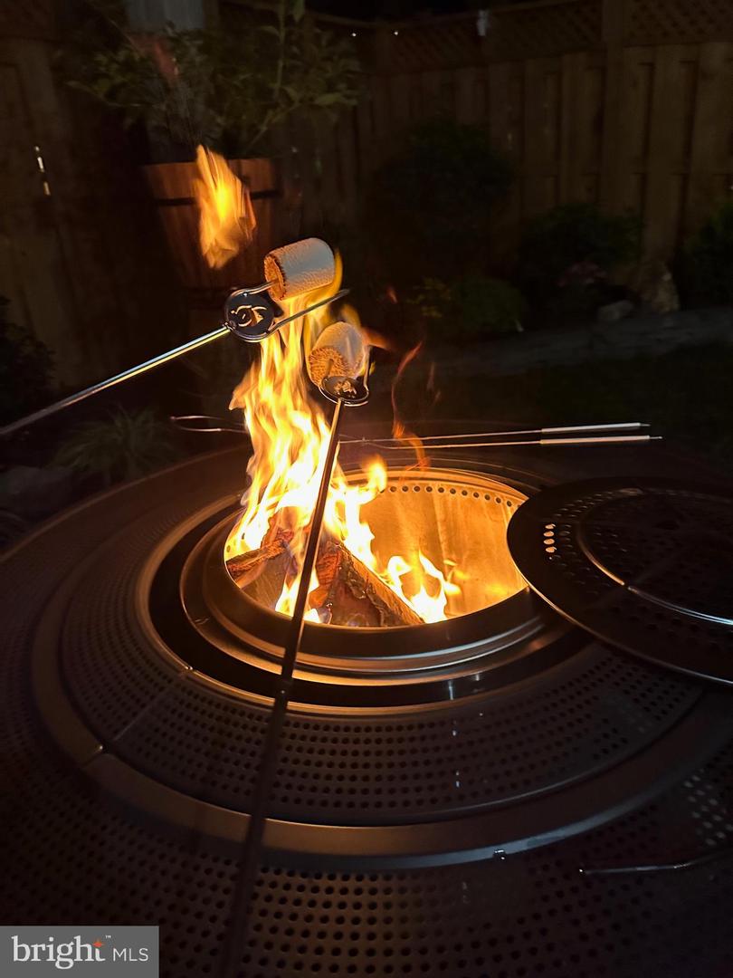 23043 SULLIVANS COVE SQ, BRAMBLETON, Virginia 20148, 4 Bedrooms Bedrooms, ,3 BathroomsBathrooms,Residential,For sale,23043 SULLIVANS COVE SQ,VALO2115124 MLS # VALO2115124