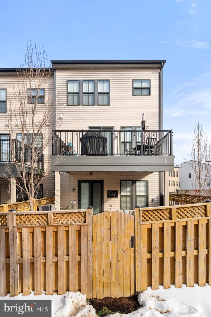 23043 SULLIVANS COVE SQ, BRAMBLETON, Virginia 20148, 4 Bedrooms Bedrooms, ,3 BathroomsBathrooms,Residential,For sale,23043 SULLIVANS COVE SQ,VALO2115124 MLS # VALO2115124