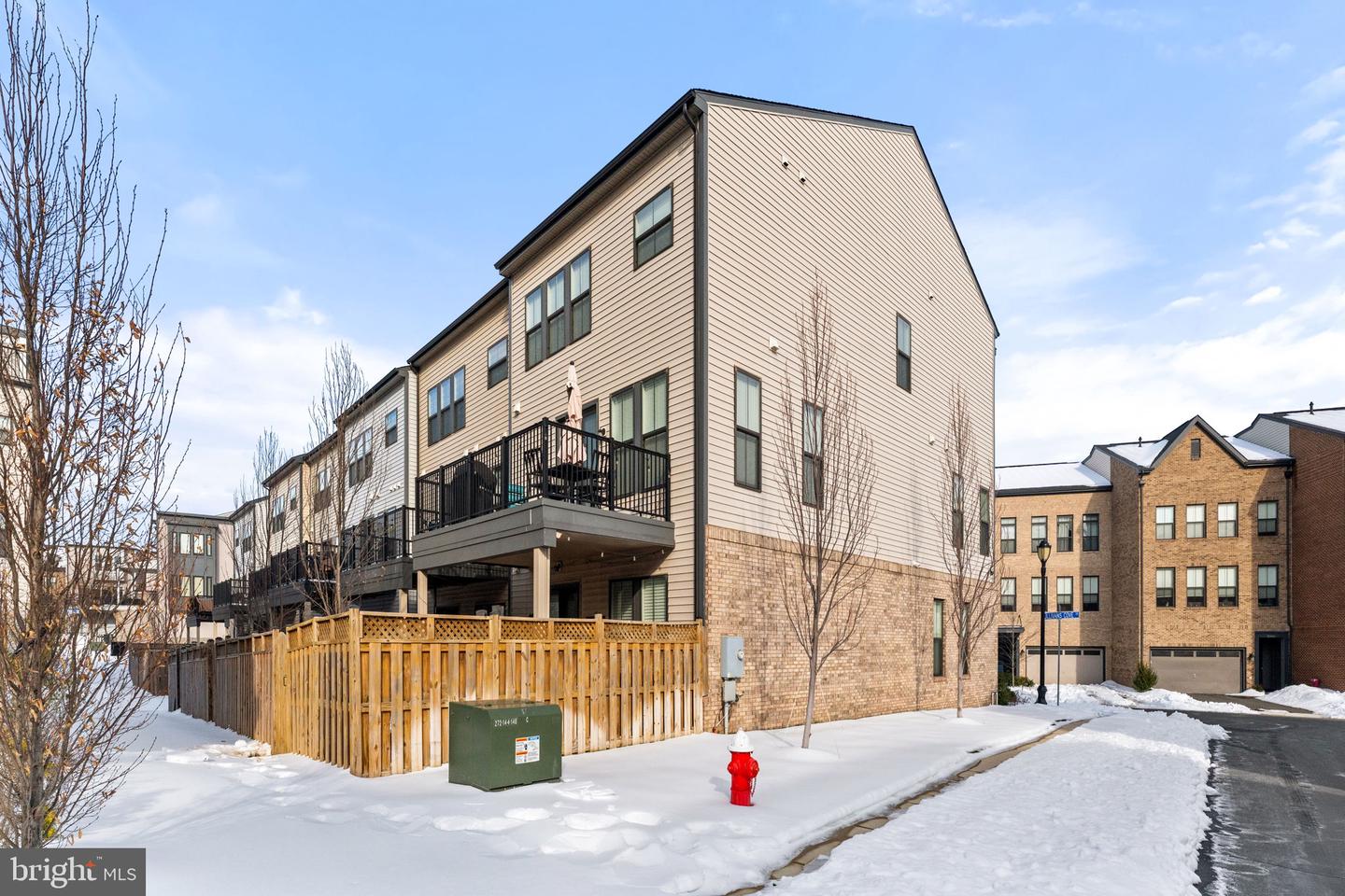 23043 SULLIVANS COVE SQ, BRAMBLETON, Virginia 20148, 4 Bedrooms Bedrooms, ,3 BathroomsBathrooms,Residential,For sale,23043 SULLIVANS COVE SQ,VALO2115124 MLS # VALO2115124