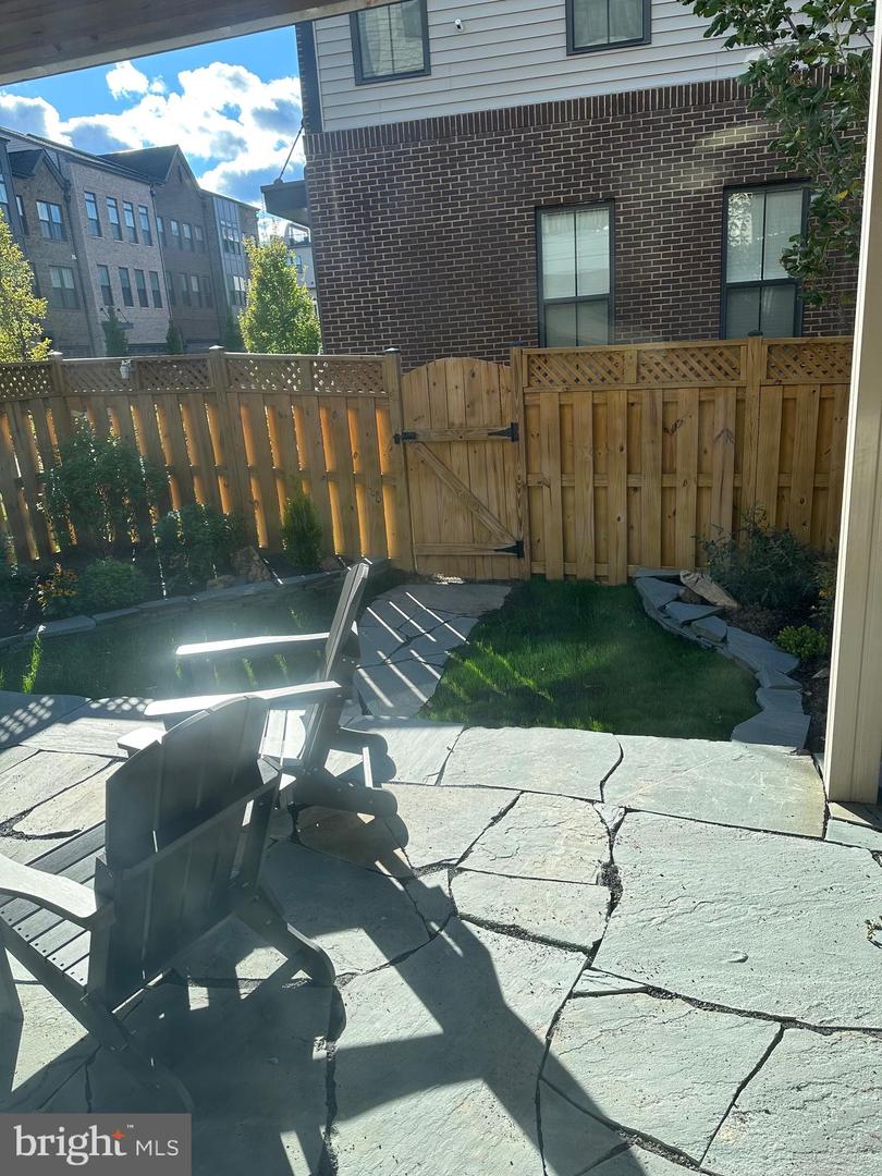 23043 SULLIVANS COVE SQ, BRAMBLETON, Virginia 20148, 4 Bedrooms Bedrooms, ,3 BathroomsBathrooms,Residential,For sale,23043 SULLIVANS COVE SQ,VALO2115124 MLS # VALO2115124