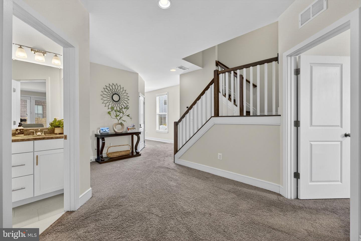 23043 SULLIVANS COVE SQ, BRAMBLETON, Virginia 20148, 4 Bedrooms Bedrooms, ,3 BathroomsBathrooms,Residential,For sale,23043 SULLIVANS COVE SQ,VALO2115124 MLS # VALO2115124