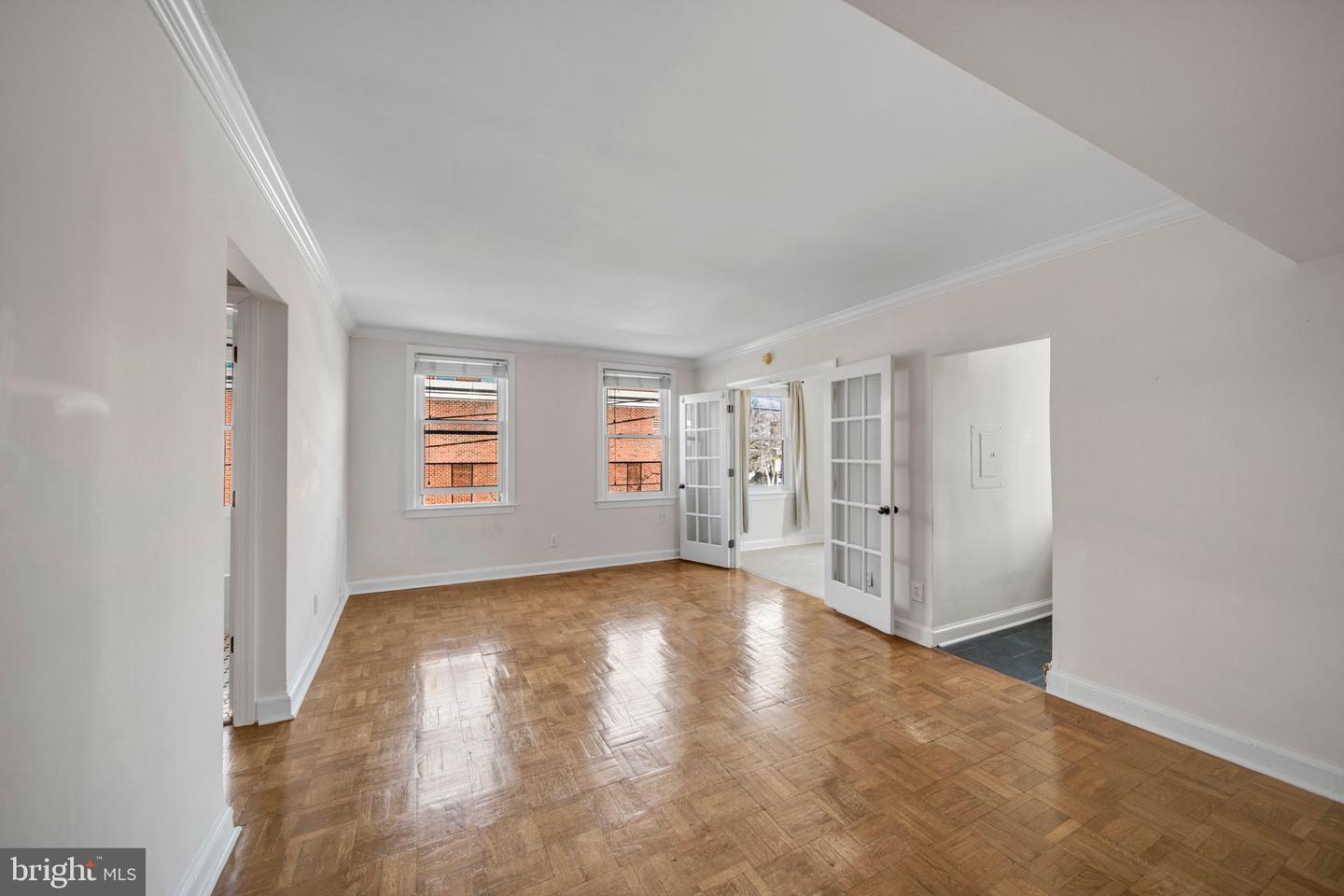 719 S ST ASAPH ST #203, ALEXANDRIA, Virginia 22314, 1 Bedroom Bedrooms, 2 Rooms Rooms,1 BathroomBathrooms,Residential,For sale,719 S ST ASAPH ST #203,VAAX2053778 MLS # VAAX2053778