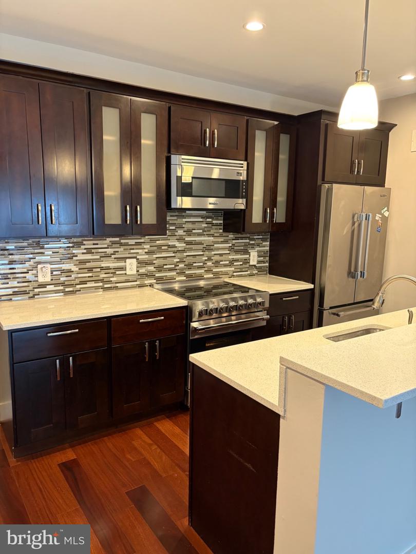 4004 EDMUNDS ST NW #7, WASHINGTON, District Of Columbia 20007, 2 Bedrooms Bedrooms, ,2 BathroomsBathrooms,Residential,For sale,4004 EDMUNDS ST NW #7,DCDC2244618 MLS # DCDC2244618