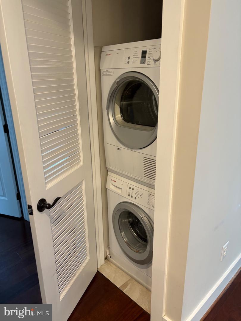 4004 EDMUNDS ST NW #7, WASHINGTON, District Of Columbia 20007, 2 Bedrooms Bedrooms, ,2 BathroomsBathrooms,Residential,For sale,4004 EDMUNDS ST NW #7,DCDC2244618 MLS # DCDC2244618