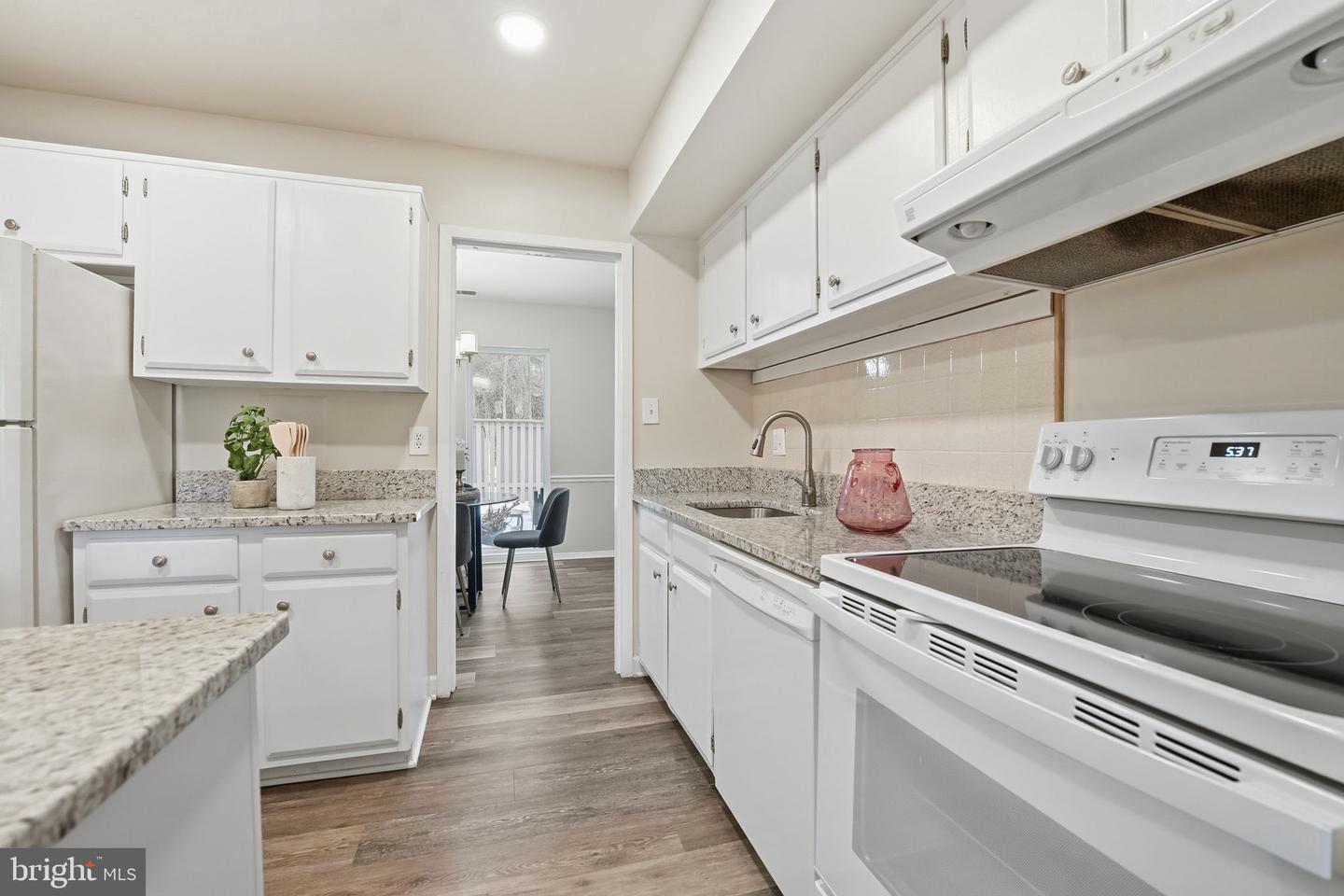 1735 IVY OAK SQ #7, RESTON, Virginia 20190, 4 Bedrooms Bedrooms, ,2 BathroomsBathrooms,Residential,For sale,1735 IVY OAK SQ #7,VAFX2289006 MLS # VAFX2289006