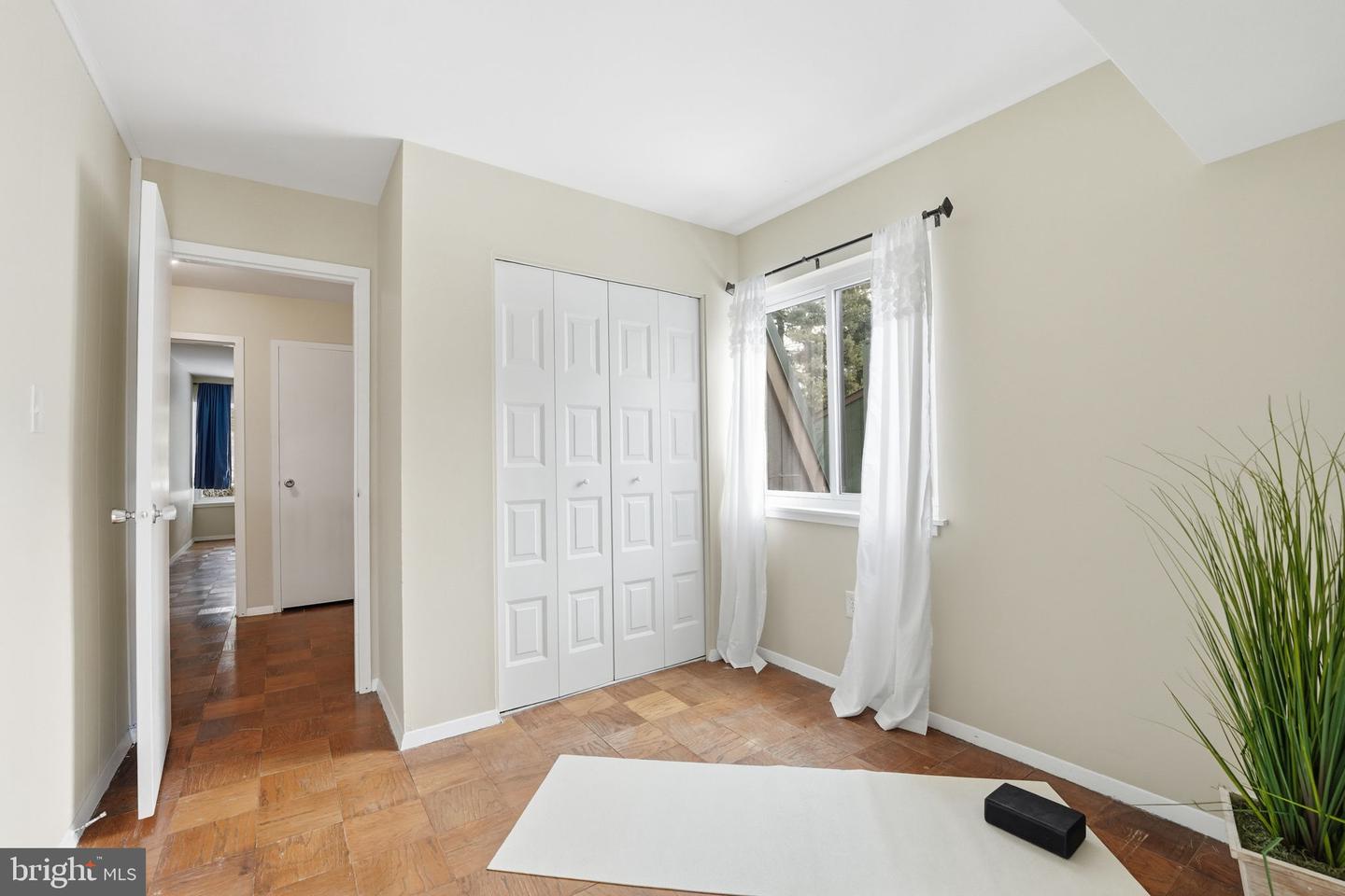 1735 IVY OAK SQ #7, RESTON, Virginia 20190, 4 Bedrooms Bedrooms, ,2 BathroomsBathrooms,Residential,For sale,1735 IVY OAK SQ #7,VAFX2289006 MLS # VAFX2289006