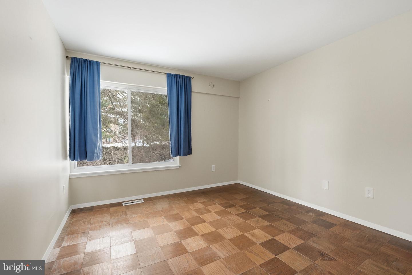 1735 IVY OAK SQ #7, RESTON, Virginia 20190, 4 Bedrooms Bedrooms, ,2 BathroomsBathrooms,Residential,For sale,1735 IVY OAK SQ #7,VAFX2289006 MLS # VAFX2289006