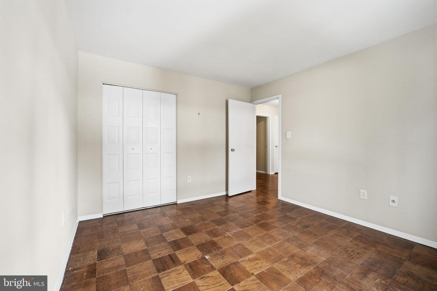 1735 IVY OAK SQ #7, RESTON, Virginia 20190, 4 Bedrooms Bedrooms, ,2 BathroomsBathrooms,Residential,For sale,1735 IVY OAK SQ #7,VAFX2289006 MLS # VAFX2289006