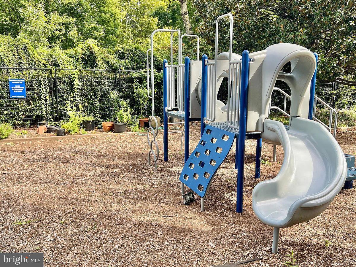 1311 DELAWARE AVE SW #S330, WASHINGTON, District Of Columbia 20024, ,1 BathroomBathrooms,Residential,For sale,1311 DELAWARE AVE SW #S330,DCDC2244664 MLS # DCDC2244664 1311 DELAWARE AVE SW #S330, WASHINGTON, District Of Columbia 20024, ,1 BathroomBathrooms,Residential,For sale,1311 DELAWARE AVE SW #S330,DCDC2244664 MLS # DCDC2244664