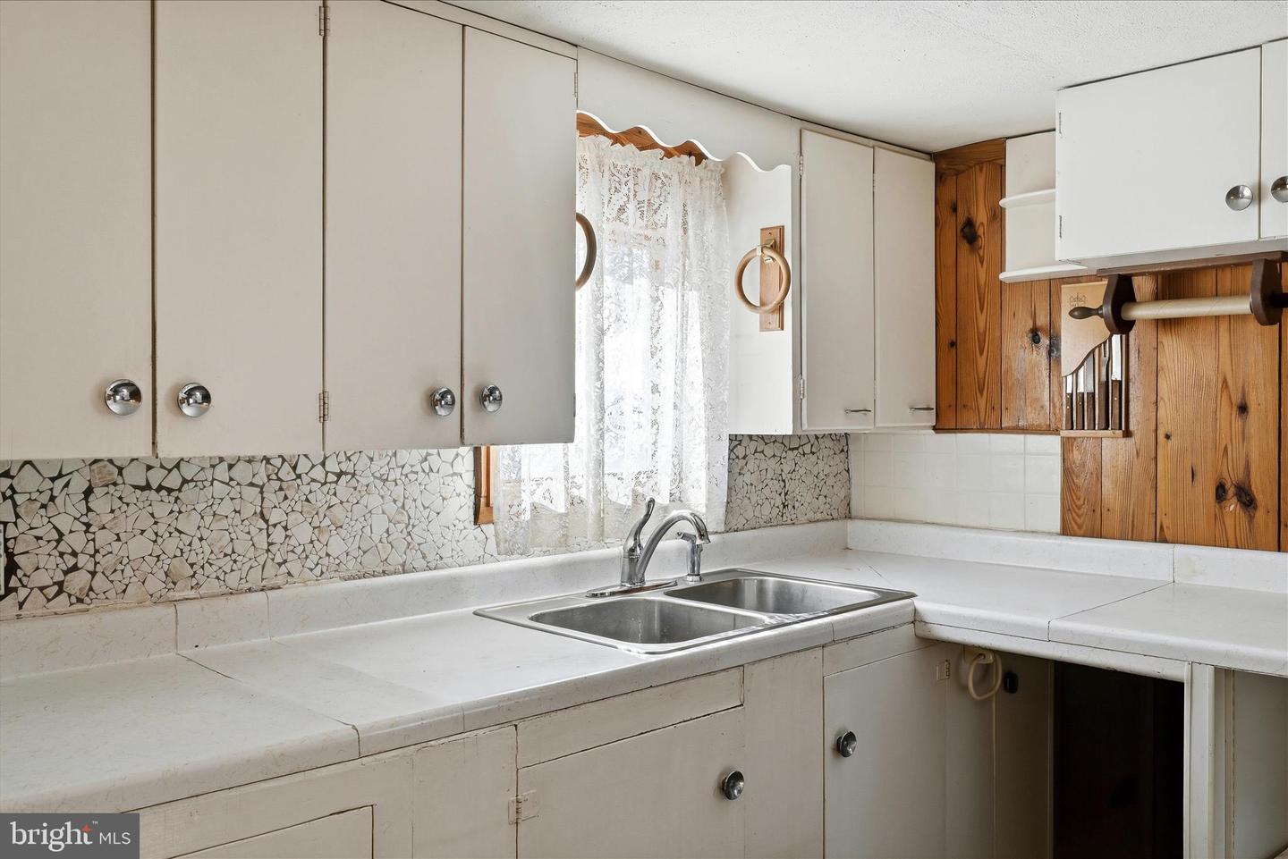 244 GUN CLUB RD, STEPHENSON, Virginia 22656, 2 Bedrooms Bedrooms, ,1 BathroomBathrooms,Residential,For sale,244 GUN CLUB RD,VAFV2039406 MLS # VAFV2039406