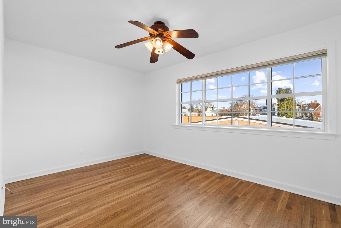 515 S ROYAL ST, ALEXANDRIA, Virginia 22314, 3 Bedrooms Bedrooms, ,2 BathroomsBathrooms,Residential,For sale,515 S ROYAL ST,VAAX2053810 MLS # VAAX2053810