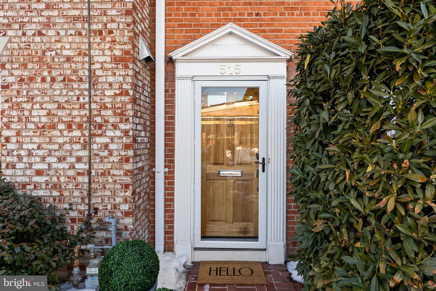 515 S ROYAL ST, ALEXANDRIA, Virginia 22314, 3 Bedrooms Bedrooms, ,2 BathroomsBathrooms,Residential,For sale,515 S ROYAL ST,VAAX2053810 MLS # VAAX2053810