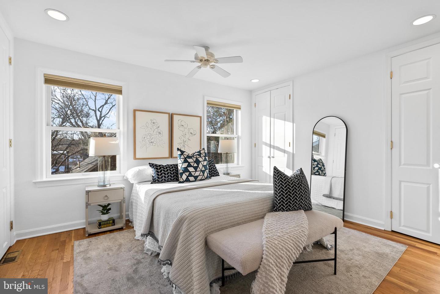 515 S ROYAL ST, ALEXANDRIA, Virginia 22314, 3 Bedrooms Bedrooms, ,2 BathroomsBathrooms,Residential,For sale,515 S ROYAL ST,VAAX2053810 MLS # VAAX2053810