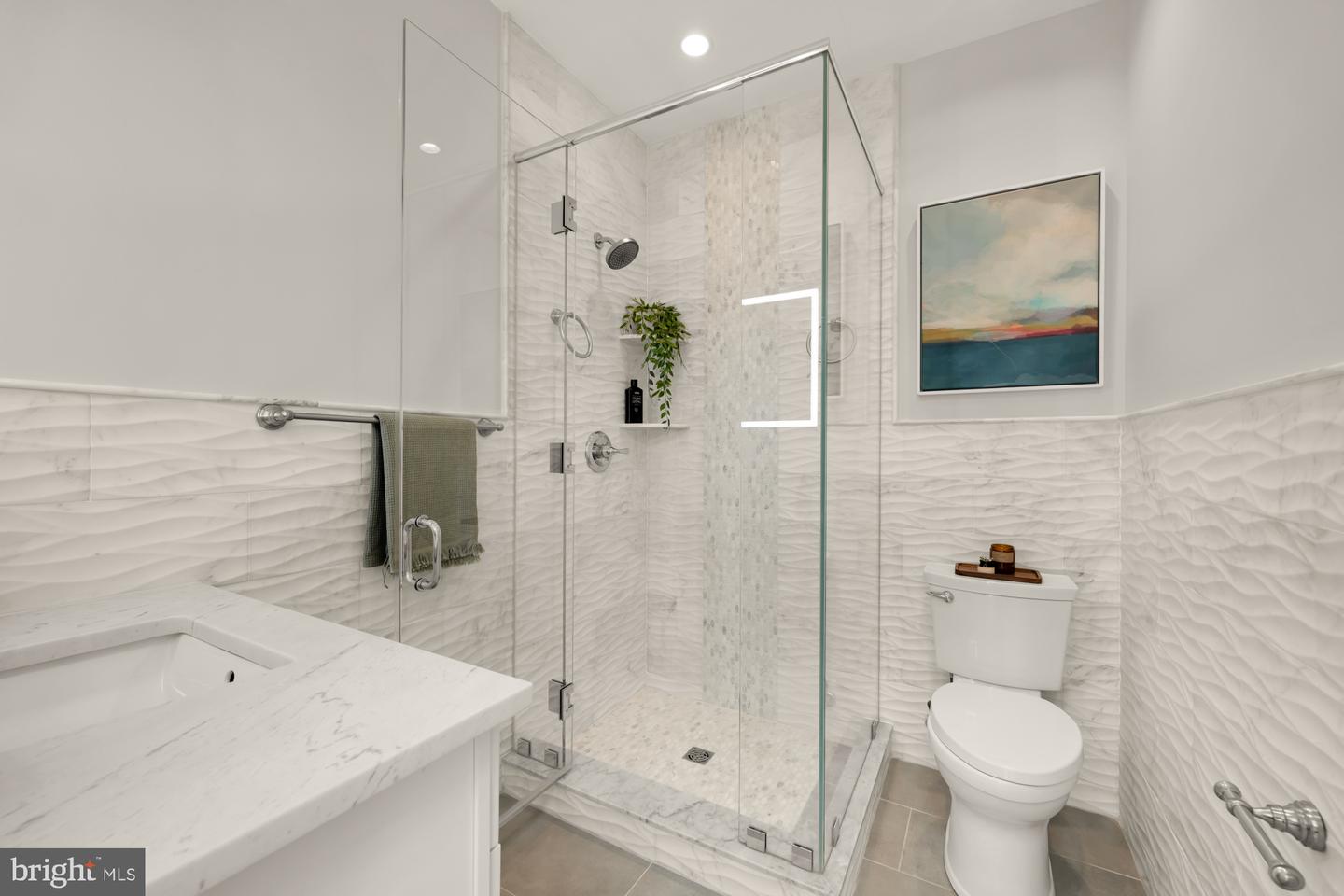 54 W ST NW, WASHINGTON, District Of Columbia 20001, 5 Bedrooms Bedrooms, ,3 BathroomsBathrooms,Residential,For sale,54 W ST NW,DCDC2244770 MLS # DCDC2244770