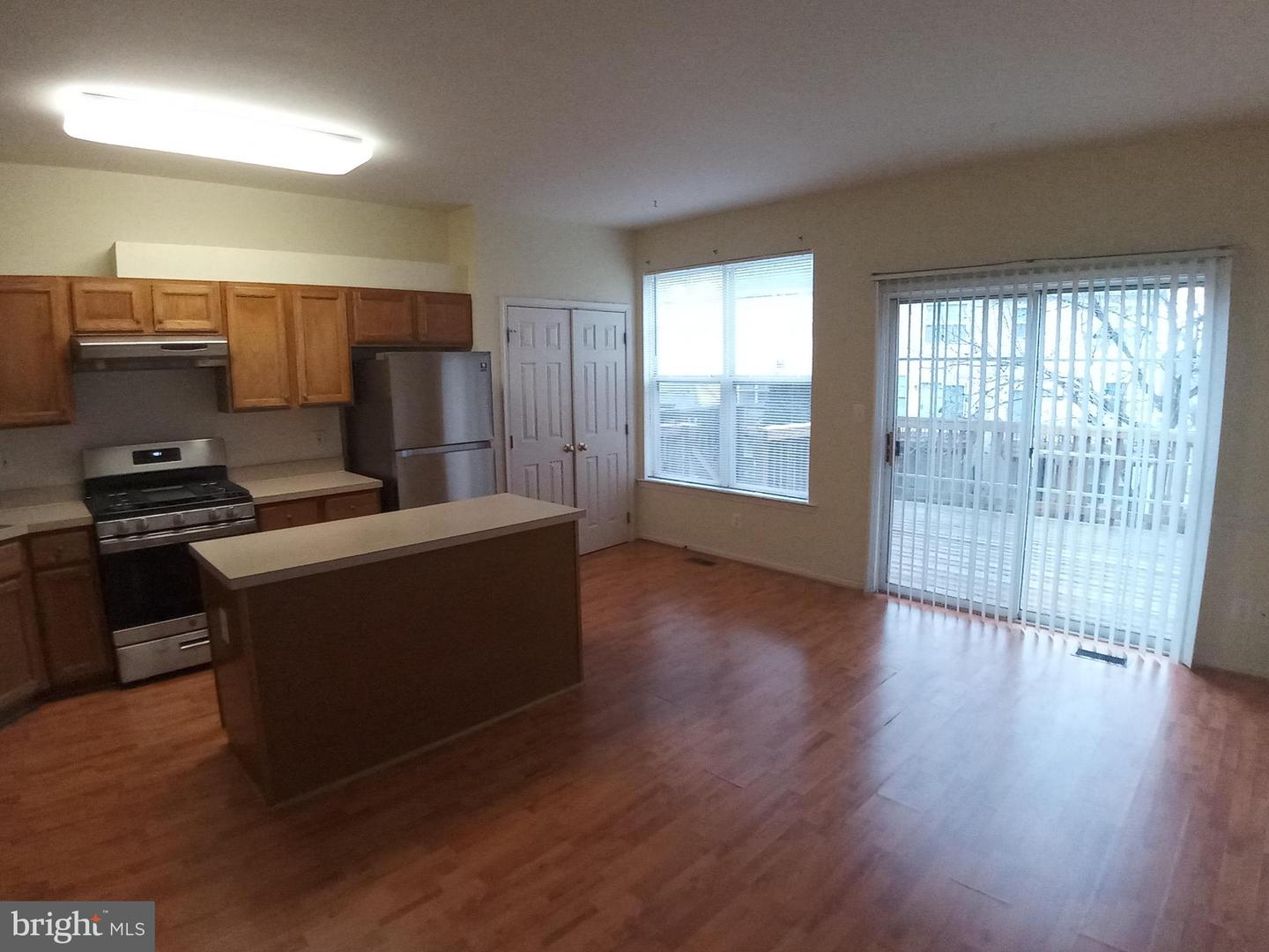 3567 MOON WAY, WOODBRIDGE, Virginia 22193, 3 Bedrooms Bedrooms, ,2 BathroomsBathrooms,Residential,For sale,3567 MOON WAY,VAPW2111932 MLS # VAPW2111932