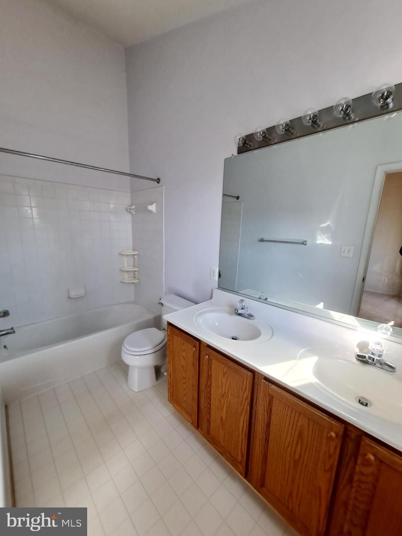 3567 MOON WAY, WOODBRIDGE, Virginia 22193, 3 Bedrooms Bedrooms, ,2 BathroomsBathrooms,Residential,For sale,3567 MOON WAY,VAPW2111932 MLS # VAPW2111932