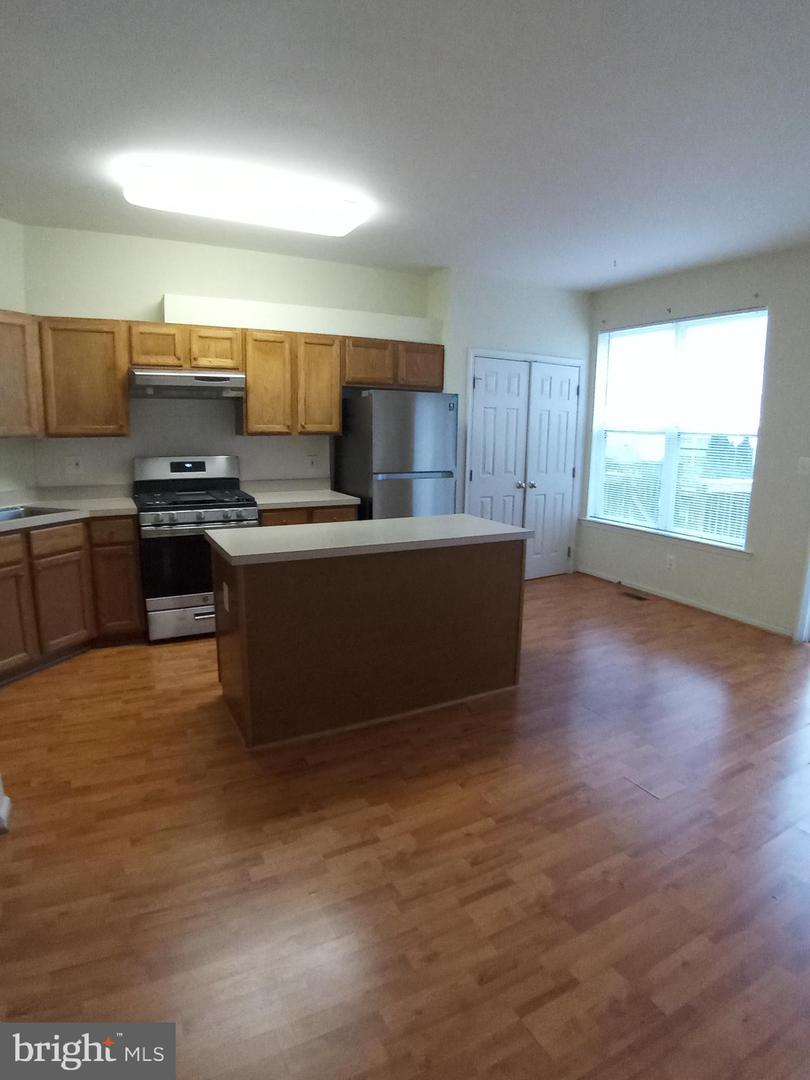 3567 MOON WAY, WOODBRIDGE, Virginia 22193, 3 Bedrooms Bedrooms, ,2 BathroomsBathrooms,Residential,For sale,3567 MOON WAY,VAPW2111932 MLS # VAPW2111932